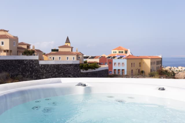 Jacuzzi 2
